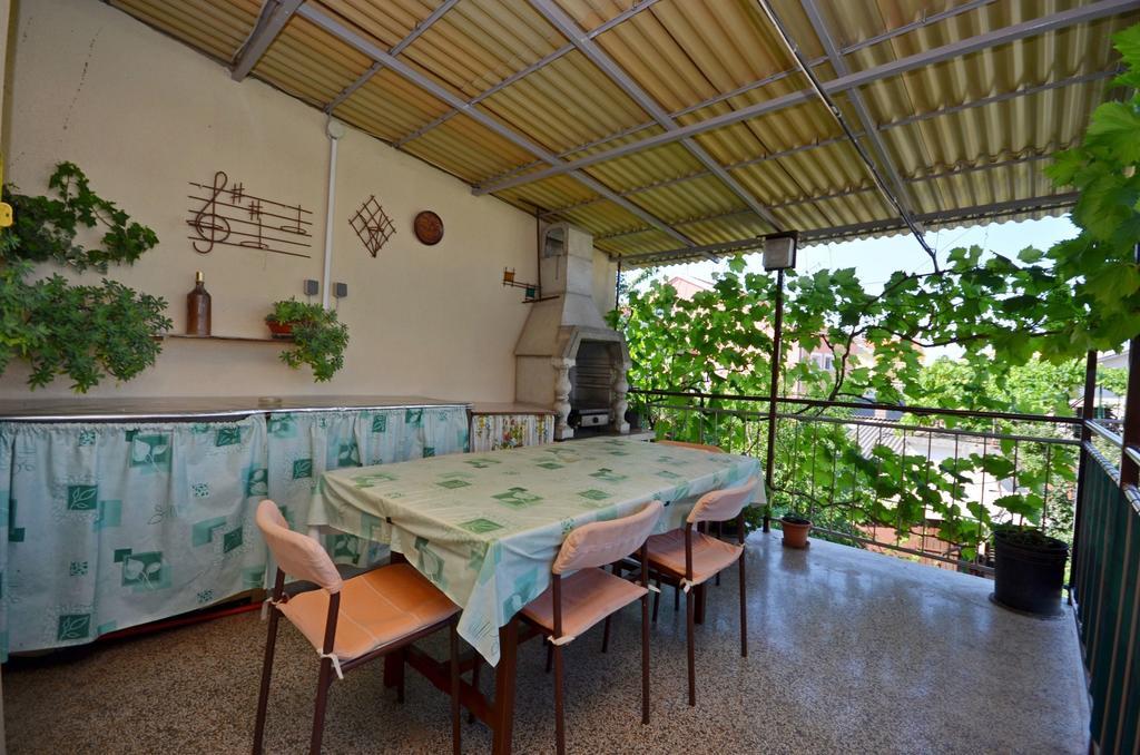 Apartments Amalija Vodice Exterior photo
