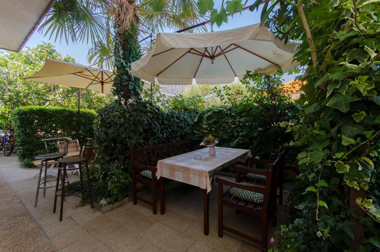 Apartments Amalija Vodice Exterior photo