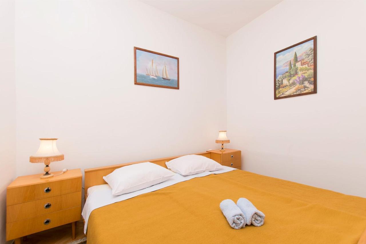 Apartments Amalija Vodice Exterior photo