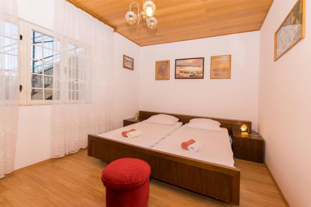 Apartments Amalija Vodice Exterior photo